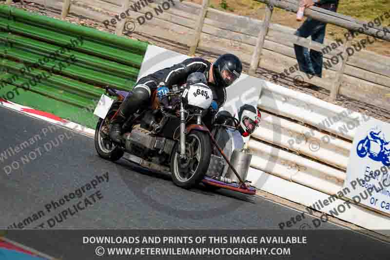 Vintage motorcycle club;eventdigitalimages;mallory park;mallory park trackday photographs;no limits trackdays;peter wileman photography;trackday digital images;trackday photos;vmcc festival 1000 bikes photographs